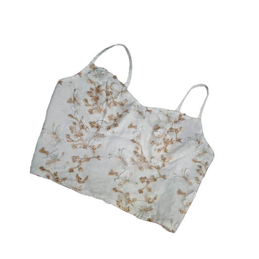 Top  blanco con bordado "SHEIN" – (Talla M)